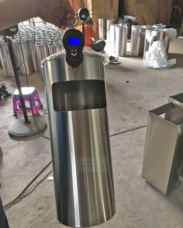 上海不銹鋼座地?zé)熁彝白愫裾娌膶?shí)料，確保質(zhì)量統(tǒng)一